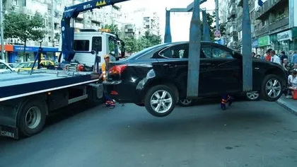 Autorităţile din Braşov reîncep acţiunea de ridicare a maşinilor parcate în locuri interzise