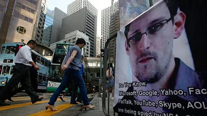 Poliţia britanică l-a reţinut pe partenerul jurnalistului care a publicat dezvăluirile lui Snowden
