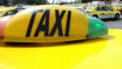 Un taximetrist din Iaşi a fost BĂTUT şi JEFUIT de un client
