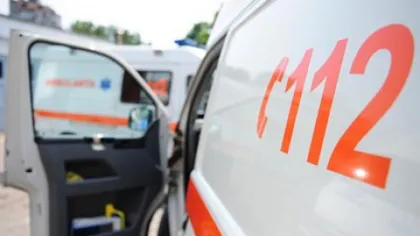 Accident cu un microbuz plin cu pasageri, în Dâmboviţa. Şase persoane au fost rănite
