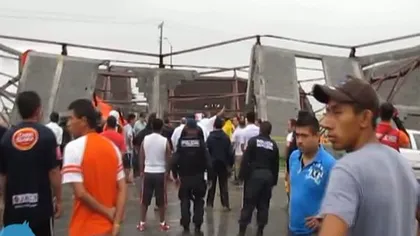 O biserică s-a prăbuşit în Mexic: Un băiat a murit şi 24 de persoane au fost rănite VIDEO