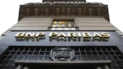 Nonagenară pariziană, închisă într-o bancă în întuneric timp de 23 de ore
