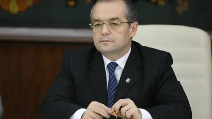Emil Boc crede că proiectul de lege Roşia Montană ar trebui să fie retras de Guvern