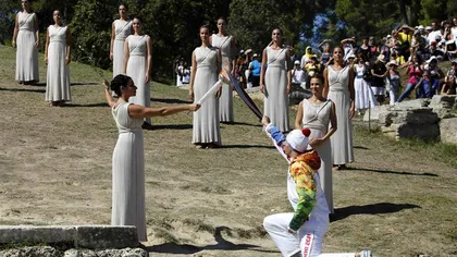 Flacăra olimpică pentru Soci a fost aprinsă la Olimpia