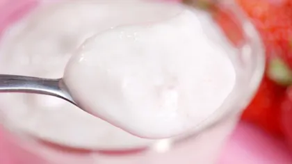 Cum poate consumul de iaurt să-ţi salveze viaţa şi de ce boli te fereşte