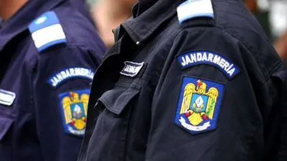 Jandarmeria Română asigură ordinea publică în preajma şcolilor