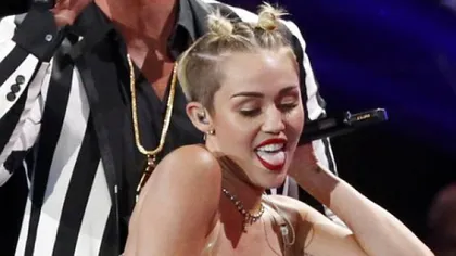 Dansul lasciv al lui Miley Cyrus de la MTV a intrat în Cartea Recordurilor VIDEO