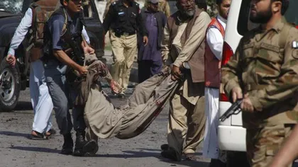 Atentat cu bombă în oraşul pakistanez Peshawar soldat cel puţin 31 de morţi şi 76 de răniţi