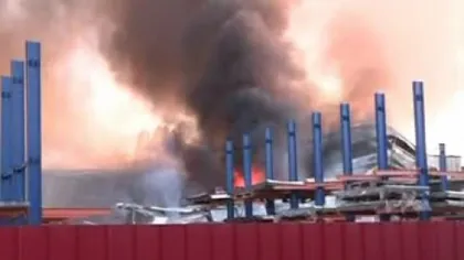 Incendiul de la fabrica şi depozitul de polistiren din Jilava a fost stins