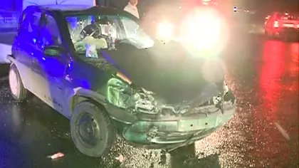 Carambol în Bucureşti: Un şofer a băgat cinci oameni în spital