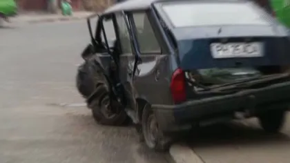 Un POMPIER BEAT a provocat un accident în Ploieşti. Conducea cu 100 de km/oră în localitate VIDEO