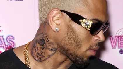 Rapperul Chris Brown a fost ARESTAT după ce a bătut un bărbat