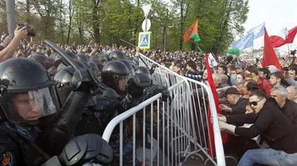 Mii de persoane au manifestat la Moscova, cerând demisia lui Vladimir Putin
