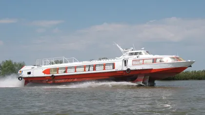 Accidente grave pe Dunăre: O navă rapidă a fost lovită de două ambarcaţiuni