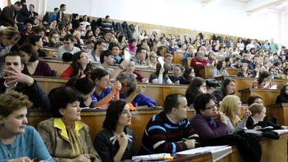 Statutul juridic al studenţilor străini, discutat de ofiţerii de la imigrări în universităţile din Capitală