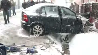 VIDEO: Titi Aur te învaţă cum să conduci maşina iarna. Ce trebuie să faci ca să eviţi accidentele