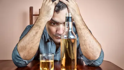 Alcool test: Cine nu îl trece nu are voie să bea un pahar. Îl poţi trece?