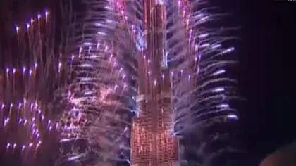 Spectacol IMPRESIONANT de ARTIFICII la cea mai înaltă clădire din lume VIDEO
