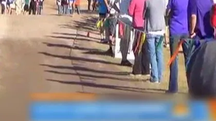 Concurent SURPRIZĂ la un cros în Arizona. Ghici cine a alergat alături de participanţi VIDEO