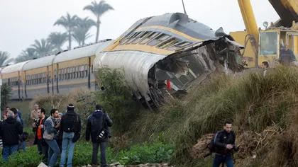 Tragedie: Cel puţin 24 de morţi, într-o coliziune între un tren şi vehicule care veneau de la nuntă