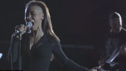 Schimbare radicală de stil. Soţia lui Will Smith cântă heavy metal VIDEO