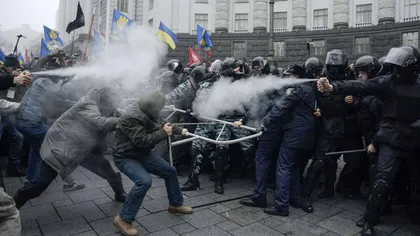 PROTESTE la Kiev: 200.000 de persoane au manifestat împotriva noilor legi represive