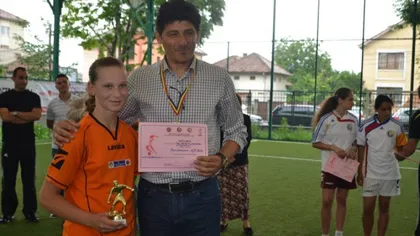O româncă de 14 ani este supranumită Ronaldinha. Loredana Popa, noua senzaţie a fotbalului mondial VIDEO