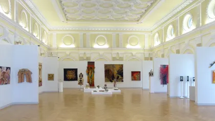 Salonul Naţional de Artă Decorativă, ediţia a XIV-a, se deschide la Muzeul Naţional Cotroceni