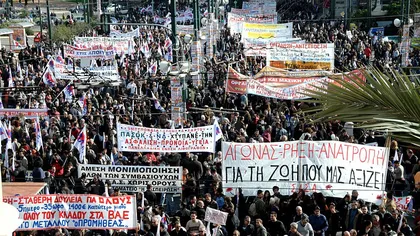 Grecia, paralizată de GREVĂ: Manifestanţii protestează faţă de politicile de AUSTERITATE VIDEO