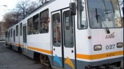 Doi beţivi au agresat un vatman şi au spart geamul unui tramvai din Capitală