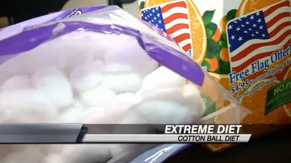 ABSURD. Adolescentele mănâncă VATĂ îmbibată cu suc de portocale ca să slăbească VIDEO