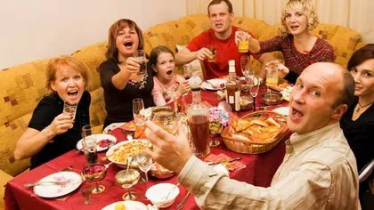 Românii ar putea beneficia de încă DOUĂ ZILE LIBERE de sărbători