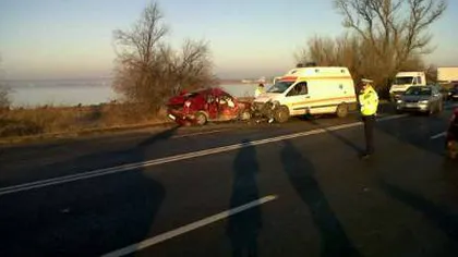 Ambulanţă implicată într-un accident, la Eforie. Trei persoane au fost rănite