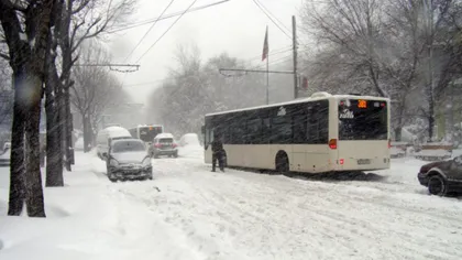 Consilier PDL: Autobuzele RATB nu au anvelope de iarnă conforme cu standardele