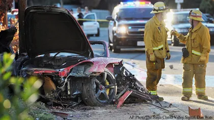 Totul a fost filmat: Momentul în care maşina lui Paul Walker a explodat, surprins de un cuplu cu telefonul