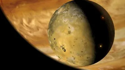 Curenţi acvatici de apă caldă, detectaţi sub stratul de gheaţă al unui satelit al planetei Jupiter
