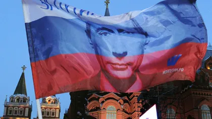Drapelul şi imnul devin obligatorii în şcolile din Rusia