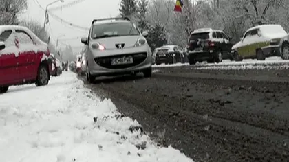NINSORI ABUNDENTE şi VISCOL în România. Circulaţie rutieră BLOCATĂ VIDEO