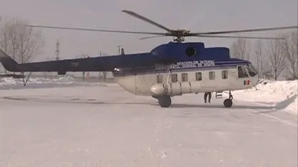 Un elicopter al MAI transportă alimente sinistraţilor din judeţul Brăila. Prefectul judeţului a demisionat