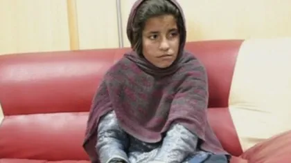 MĂRTURIILE CUTREMURĂTOARE ale fetiţei afgane găsită purtând o vestă cu explozibili
