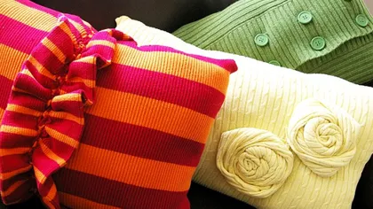 Cum poţi transforma puloverele vechi în pernuţe decorative