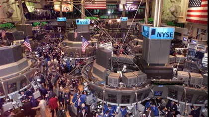 Bursa de la New York începe anul în scădere pentru PRIMA DATĂ din 2008