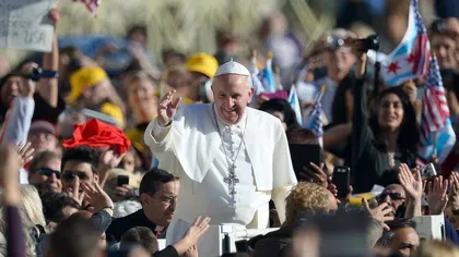 Papa Francisc, într-o ipostază inedită, de Bobotează FOTO