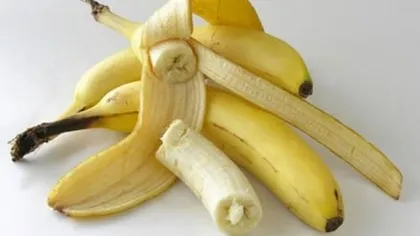 Nu mai arunca cojile de banane! Iată câte minuni poţi face cu ele