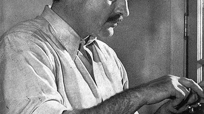 Reţeta preferată de burger a scriitorului Ernest Hemingway, publicată în Statele Unite