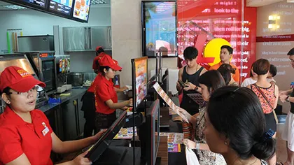 Primul McDonald's deschis în Vietnam