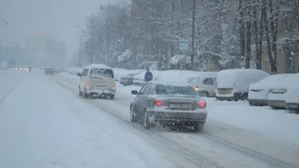 Ninge ca în poveşti în Tulcea. Se circulă în condiţii de iarnă pe mai multe drumuri din judeţ