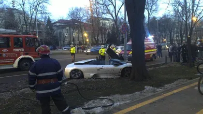ACCIDENT GRAV. Un Lamborghini s-a izbit violent de un copac în centrul Capitalei VIDEO