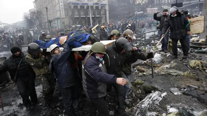 Ucraina fierbe: Luptele de stradă de la Kiev, cele mai violente de la izbucnirea revoltelor GALERIE FOTO