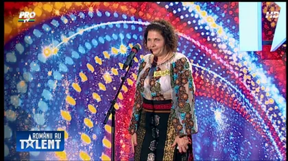 ROMÂNII AU TALENT. O femeie de 52 de ani a cântat melodia 